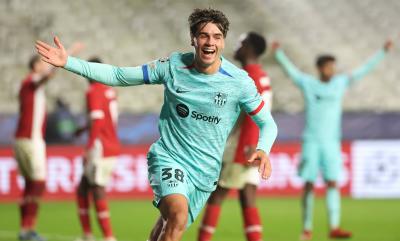Marc Guiu celebra un gol (Foto: Cordon Press).