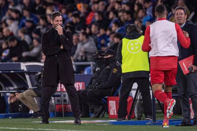 Quique Sánchez Flores, ante el Getafe (Foto: Cordon Press).