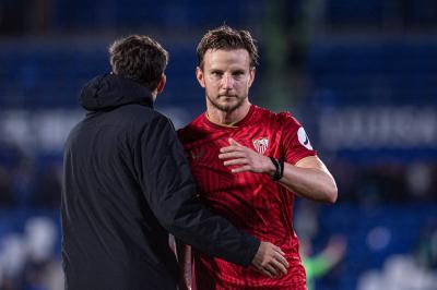 Rakitic, ante el Getafe (Foto: Cordon Press).