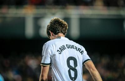 Javi Guerra, en el Valencia CF - Celta de Vigo (Foto: Twitter @javi10guerra).