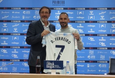 Loren Juarros, en la presentación de Ferreiro. (A. Fuentes)
