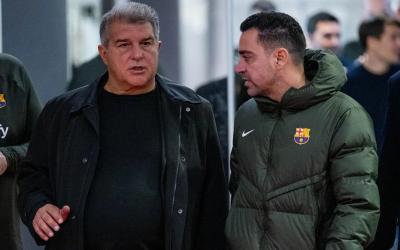 Joan Laporta y Xavi Hernández en una reunión del Barça (Foto: FCB).