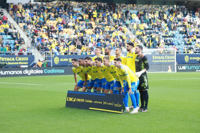 Once del Cádiz ante el Athletic (Foto: Cristo García).