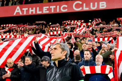 Ernesto Valverde, en un anoche de fútbol en San Mamés (Foto: Athletic Club).