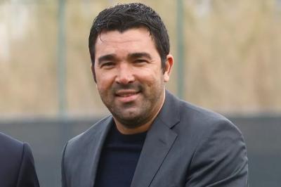 Deco, director deportivo del Barcelona. (Foto: EFE).