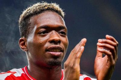 Álvaro Djaló aplaude en Champions con el Sporting de Braga (Foto: SC Braga)