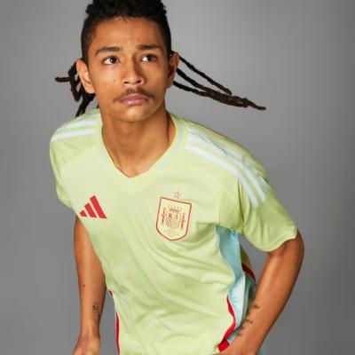 Segunda equipacion seleccion española online