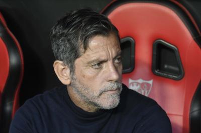 Quique Sánchez Flores, ante el Granada (Foto: Kiko Hurtado).