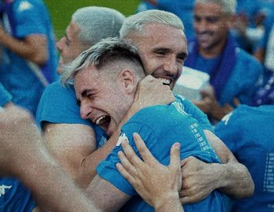 Lucas Pérez celebra el ascenso (Foto: Dépor).