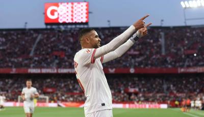 En-Nesyri celebra su gol al FC Barcelona (Foto: Kiko Hurtado)