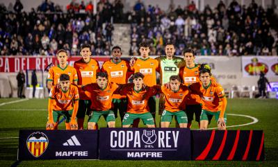 Once titular del Valencia CF ante la SD Ejea (Foto: VCF).
