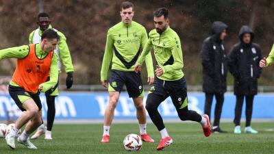 Brais Méndez, Sucic y Turrientes entrenando en Zubieta (Foto: Real Sociedad).