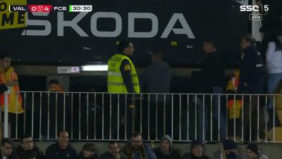 Mestalla no puede más: los aficionados se marchan a la media hora