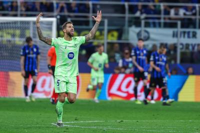 Iñigo Martínez, en el Inter - Barcelona (Foto: CordonPress).