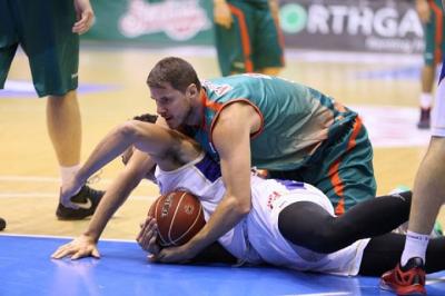 Lance de un partido de la presente temporada.