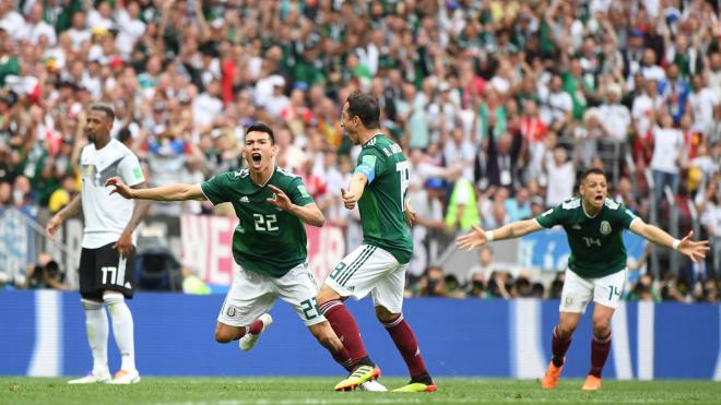 Celebración del gol de México ante Alemania.