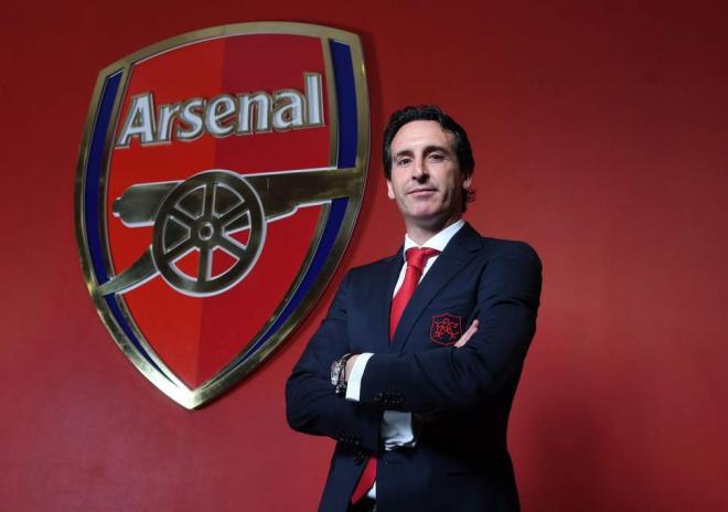 Emery, presentado con el Arsenal como nuevo entrenador.
