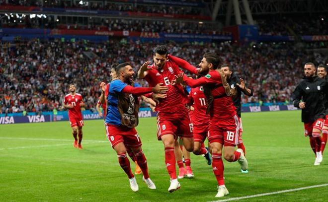 Ezatolahi celebra un gol anulado por el colegiado en el Irán-España correspondiente a la fase de grupos del Mundial de Rusia.