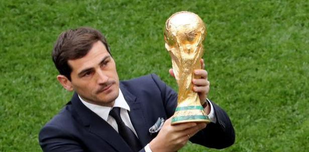 Iker Casillas, historia de los mundiales, ofrece la Copa del Mundo en la jornada inaugural de Rusia 2018.