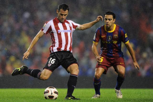 Pablo Orbaiz en un partido del Athletic ante el Barcelona.