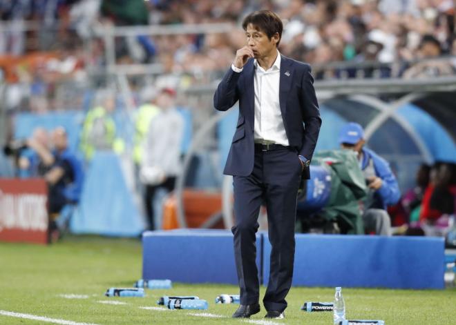 Akira Nishino durante el partido ante Senegal.