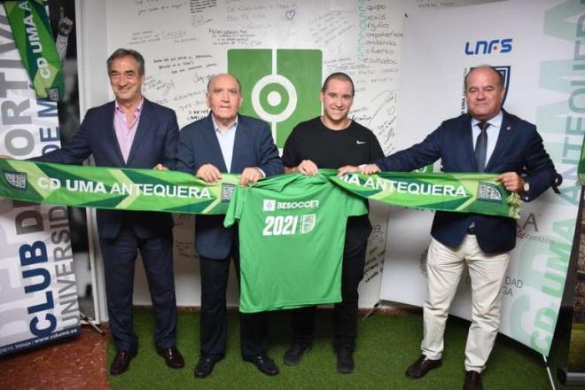 Presentación del nuevo patrocinio del UMA Antequera con BeSoccer.