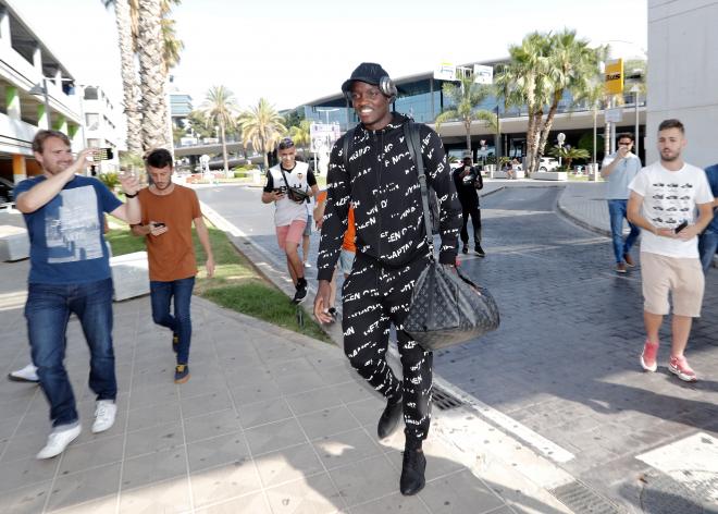 Mouctar Diakhaby llega a Valencia. (Foto: David González)