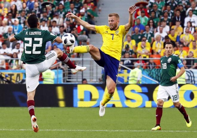 Guardado en el partido contra Suecia.