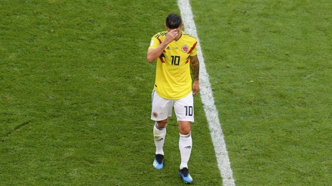 James Rodríguez es sustituido durante el partido de Colombia contra Senegal.