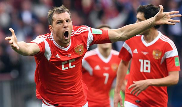 Dzyuba celebra su gol frente a Egipto.