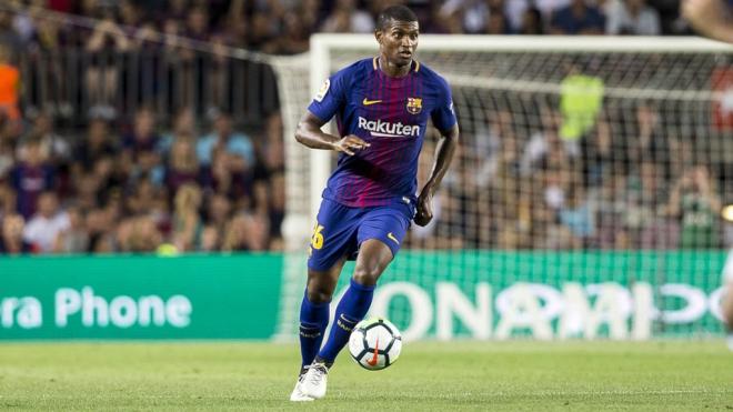 Marlon disputa un partido de Liga con el Barcelona en el Camp Nou.