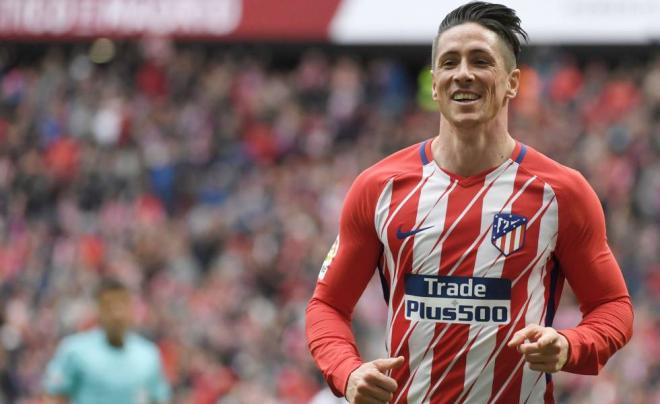 Torres celebra un gol con el Atlético.