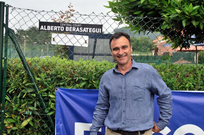 La pista central del Kiroleta leva el nombre de Alberto Berasategui.