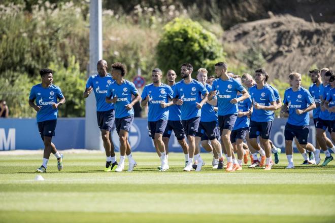 La plantilla del Schalke 04 en el inicio de su pretemporada 2018-2019 (Foto: S04).