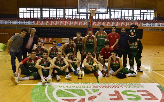 La selección de Euskadi de baloncesto fue segunda en el Torneo de Barakaldo (Foto: ESF).