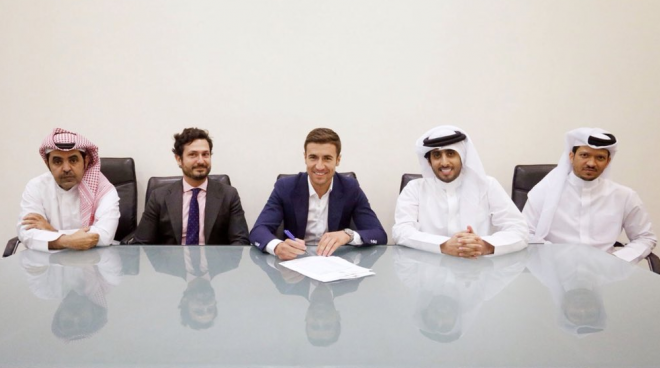 Gabi firma su nuevo contrato con el Al Sadd.