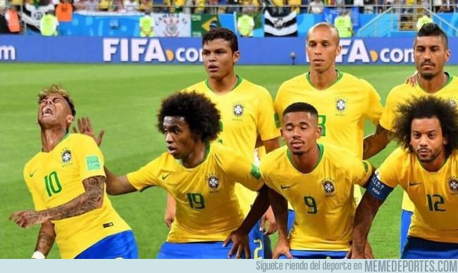Uno de los memes del Brasil-México de octavos del Mundial de Rusia, con Neymar de protagonista.