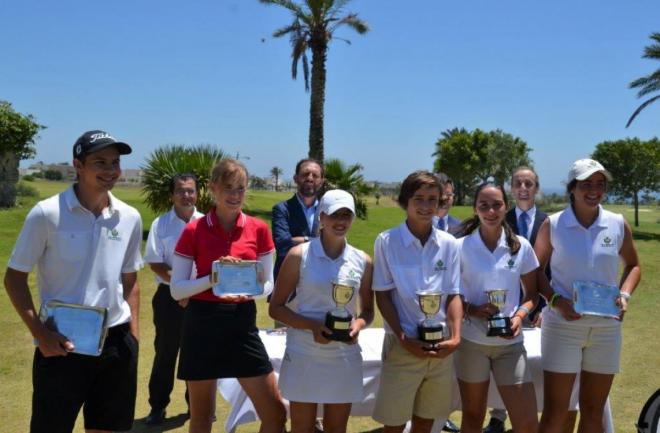 Álvaro Mueller y Valentina Albertazzi conquistaron el Campeonato de Andalucía sub 18.