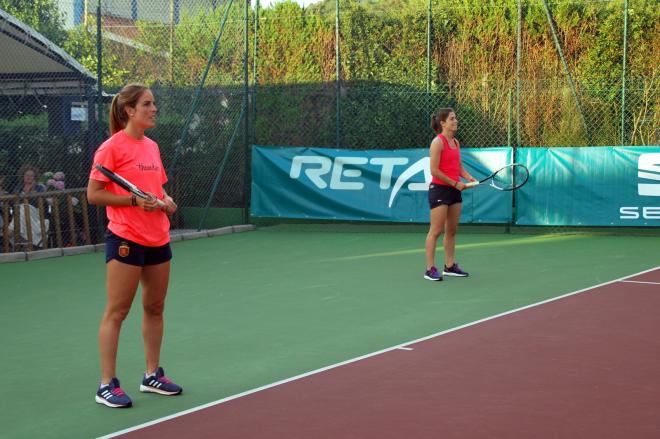 Las jugadoras del Jolaseta Maialen García y Rocio Ybarra en el torneo ProAm del Open Kiroleta.