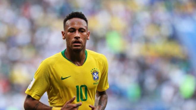 Neymar. en un partido con la selección brasileña.