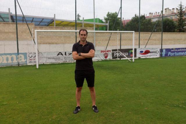 El entrenador del Portugalete Ezequiel Loza sigue al mando de los jarrilleros.