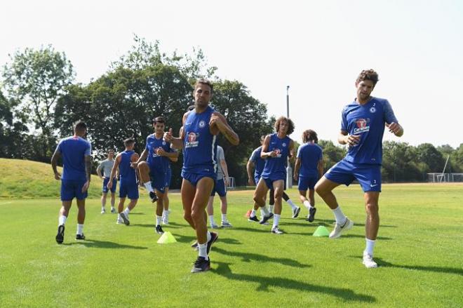 Varios jugadores del Chelsea durante un entrenamiento.