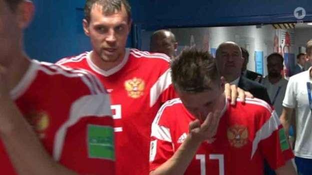 Golovin, en el descanso del partido ante Croacia.