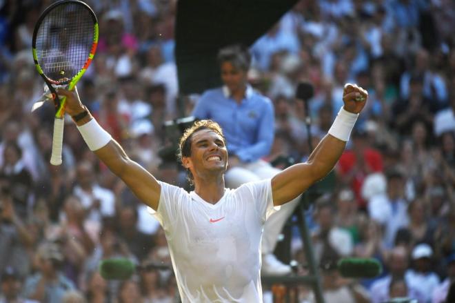 Rafa Nadal celebra su victoria ante Vesely en Wimbledon.
