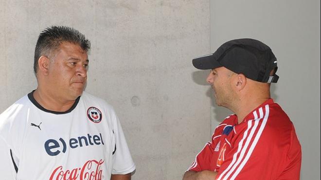 Claudio Borghi exjugador y el entrenador de la selección argentina, Sampaoli.