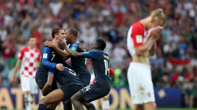 Los jugadores de Francia festejan su segundo Mundial.