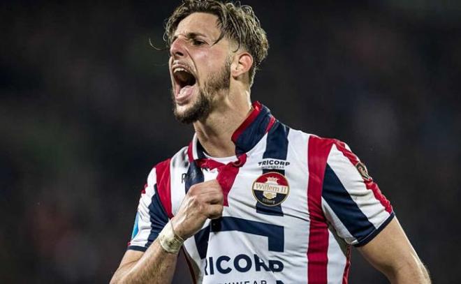 Fran Sol, nombre propio del mercado de fichajes, celebra un gol con el Willem II de la Eredivisie.