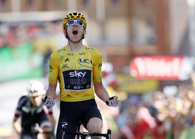 Geraint Thomas entra en meta en la etapa 12 del Tour de Francia.