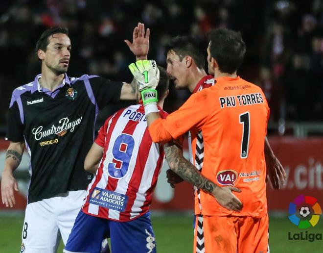 Pau Torres, protagonista de la última visita del Real Valladolid al Estadio de Montilivi (Foto: LaLiga).