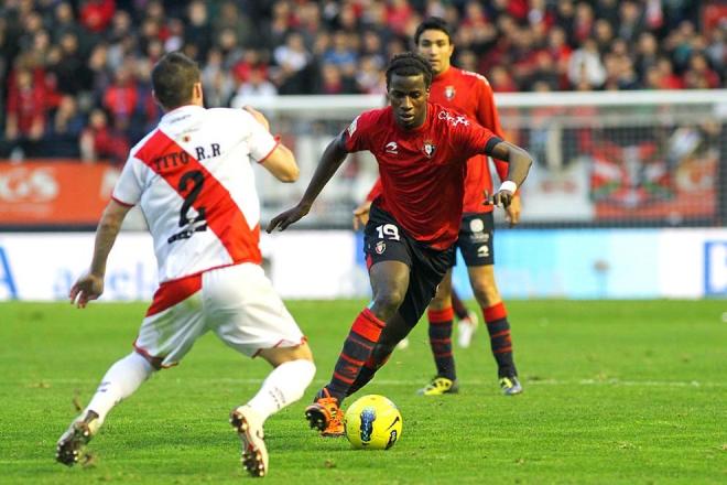 Ibrahima Baldé en una imagen de un partido con Osasuna (Foto: EFE).